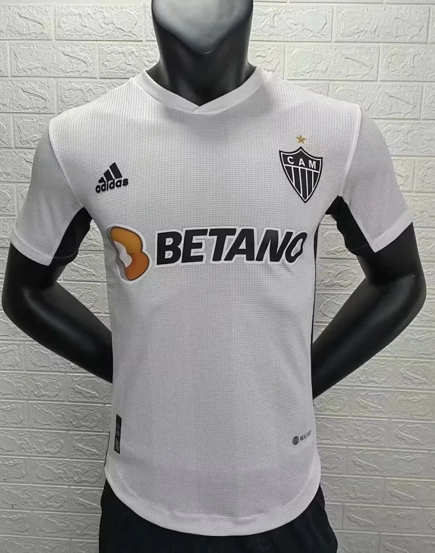 22 Mineiro Away - view 1