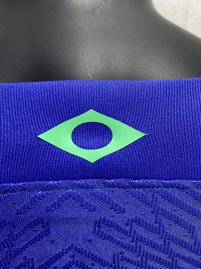 22 Brazil Away - view 2