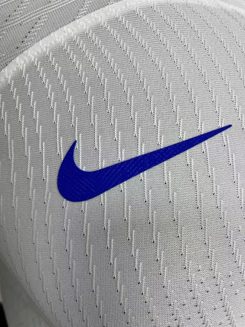 23-24 Inter Away - view 4