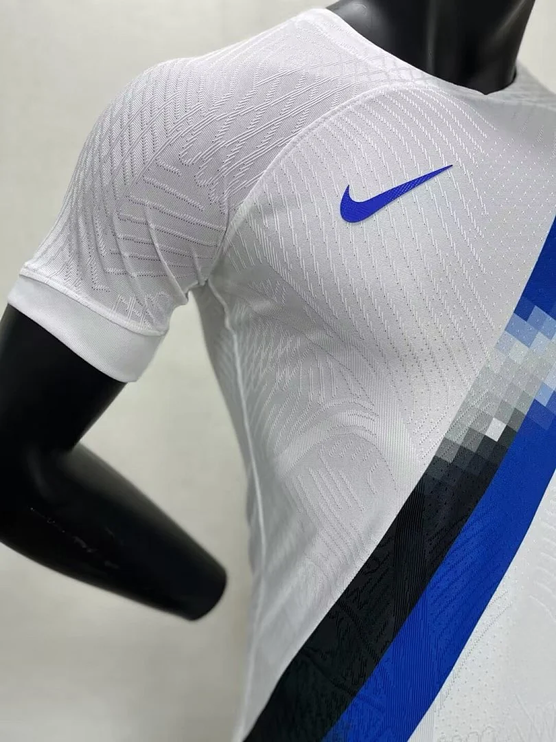 23-24 Inter Away - view 5
