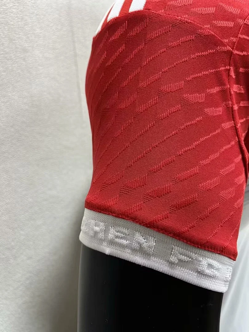 23-24 Bayern Home - view 5