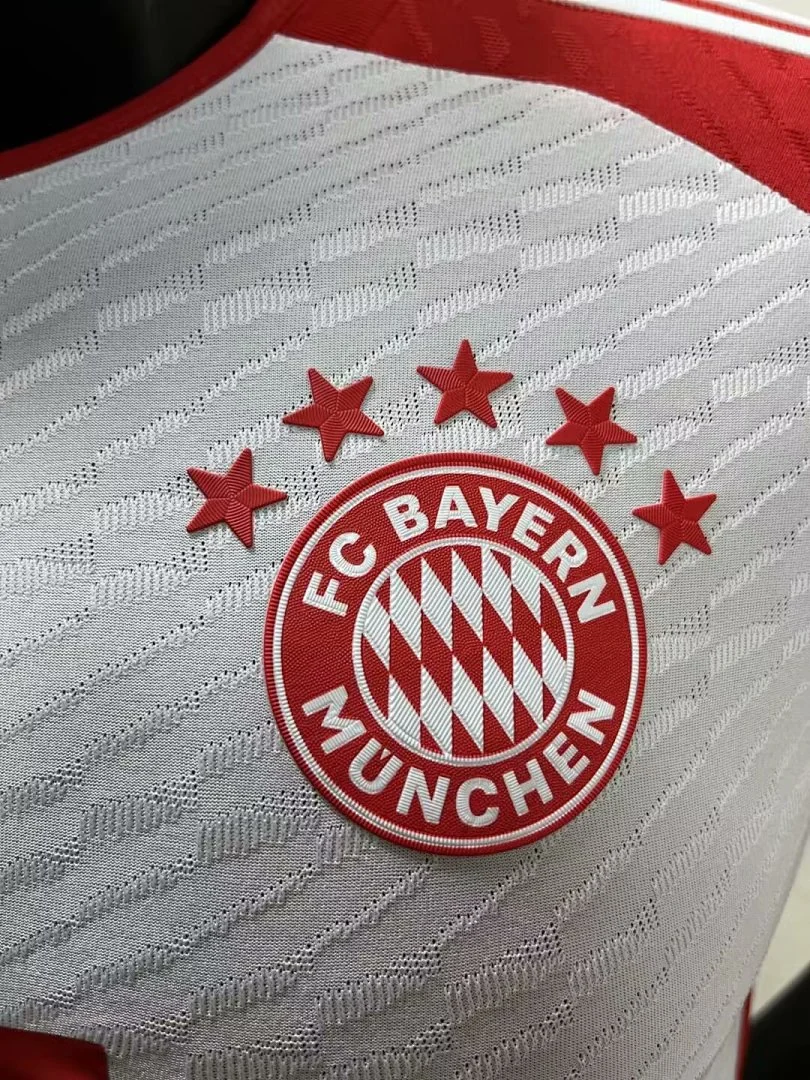 23-24 Bayern Home - view 8