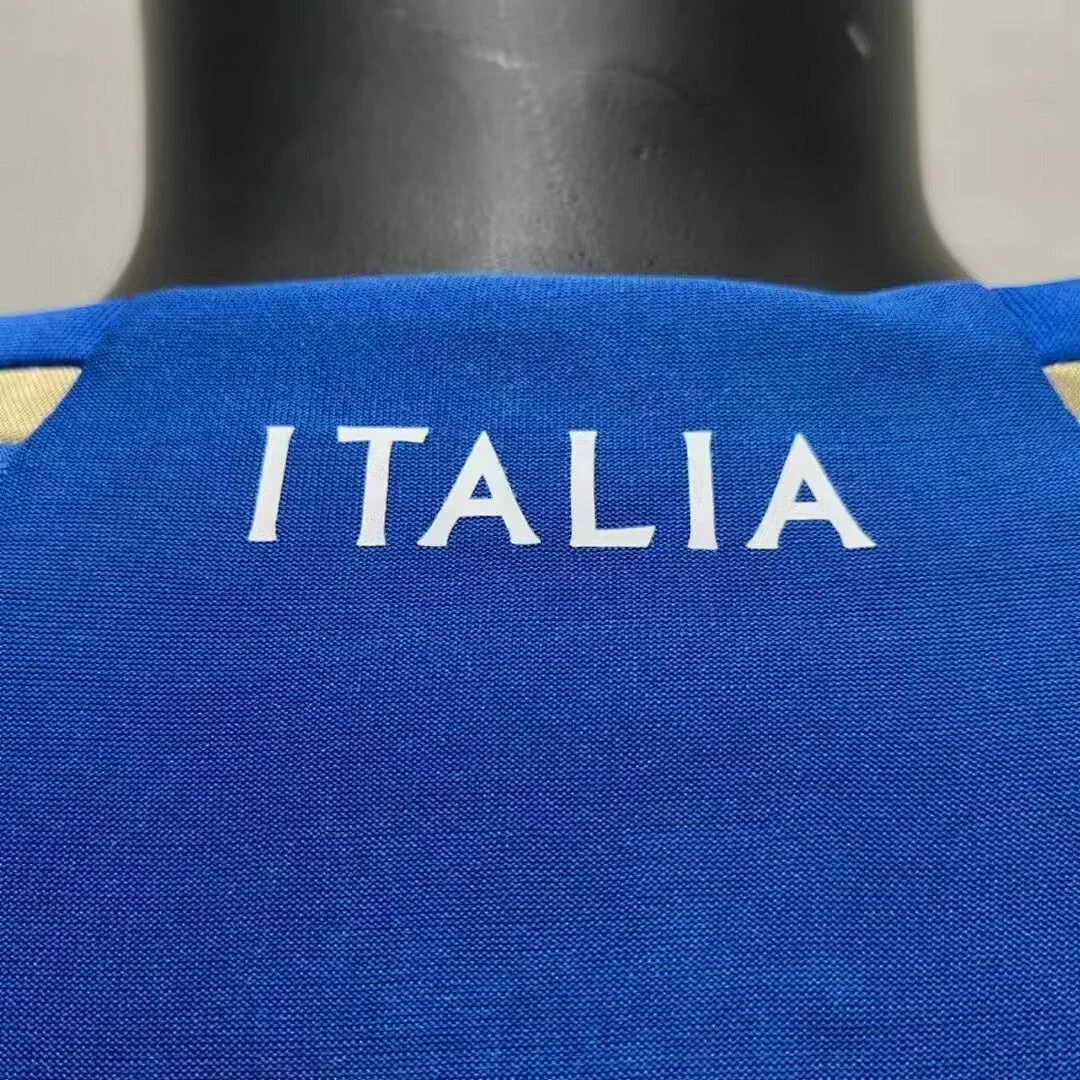 23 Italy Home - view 6