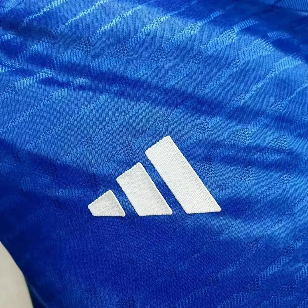 23 Italy Home - view 7