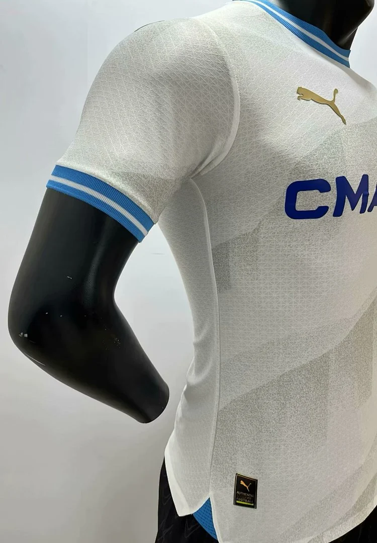 23-24 Marseille Home - view 3