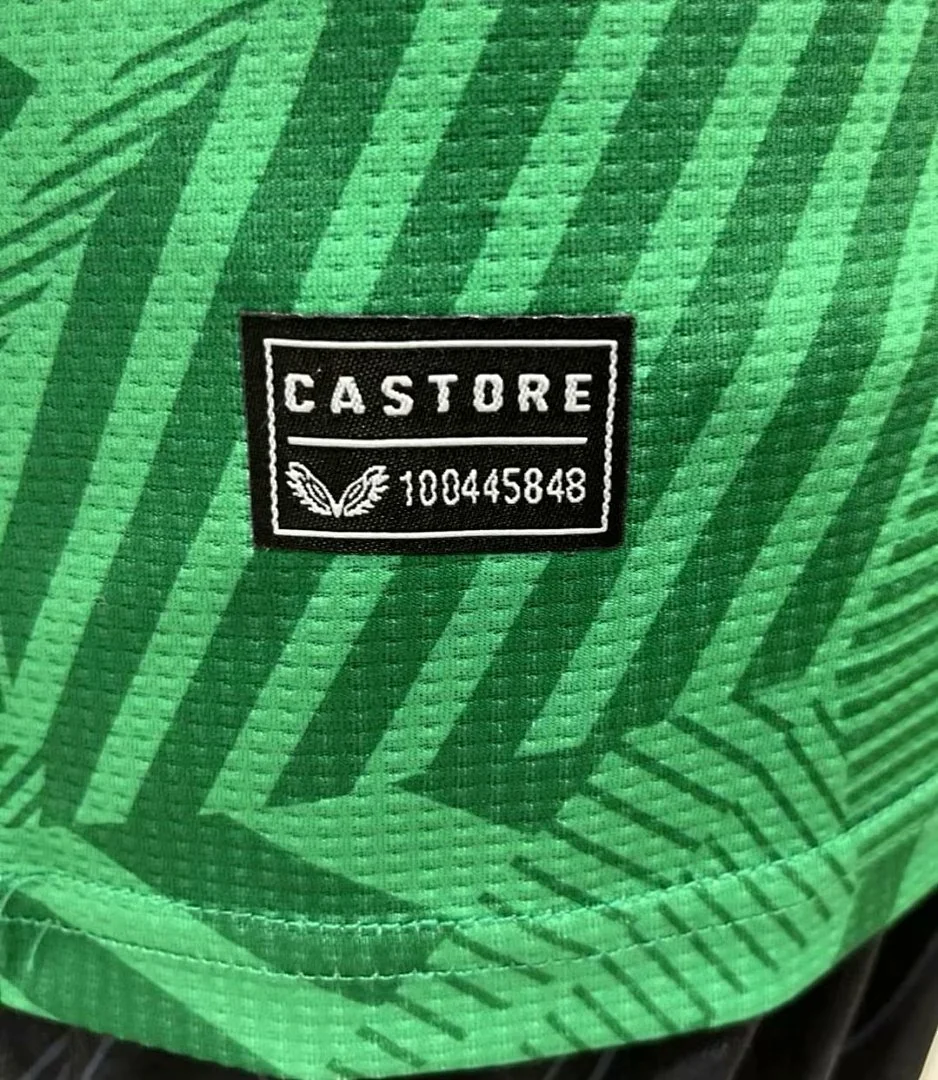 23 Newcastle Away - view 5