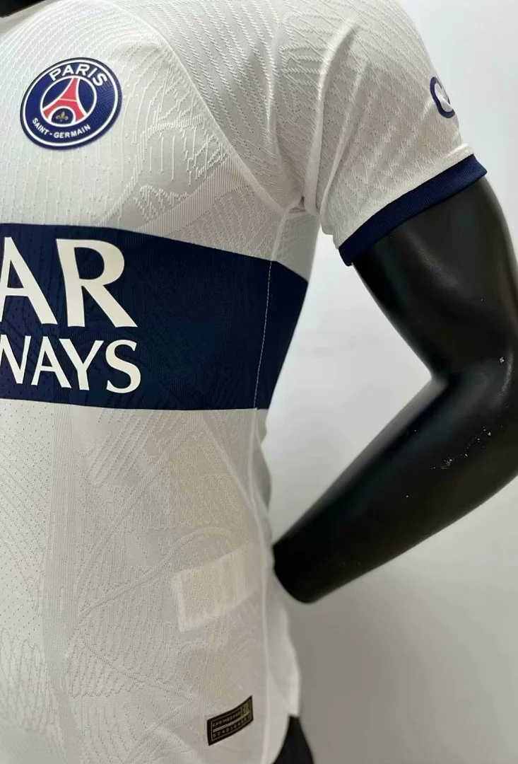 23-24 Paris Away - view 3