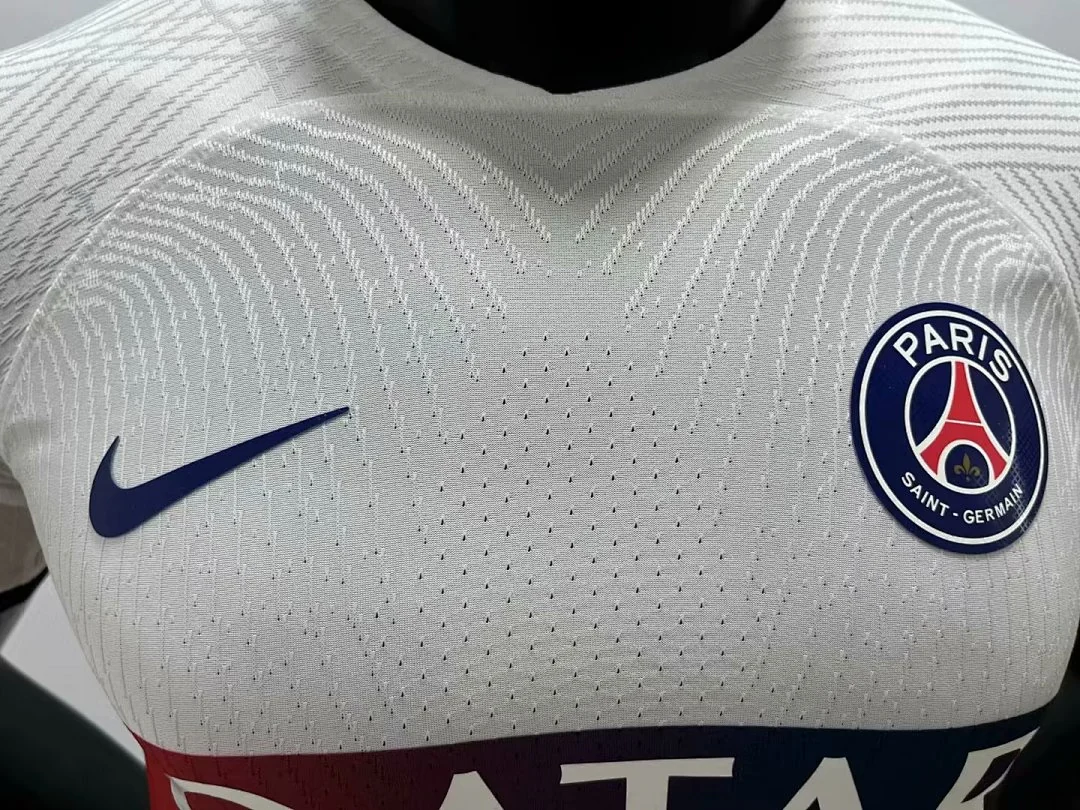 23-24 Paris Away - view 7
