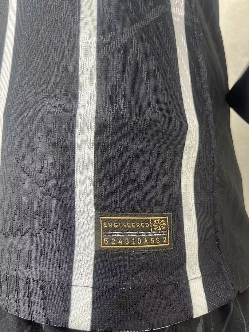 23-24 Corinthians Away - view 3