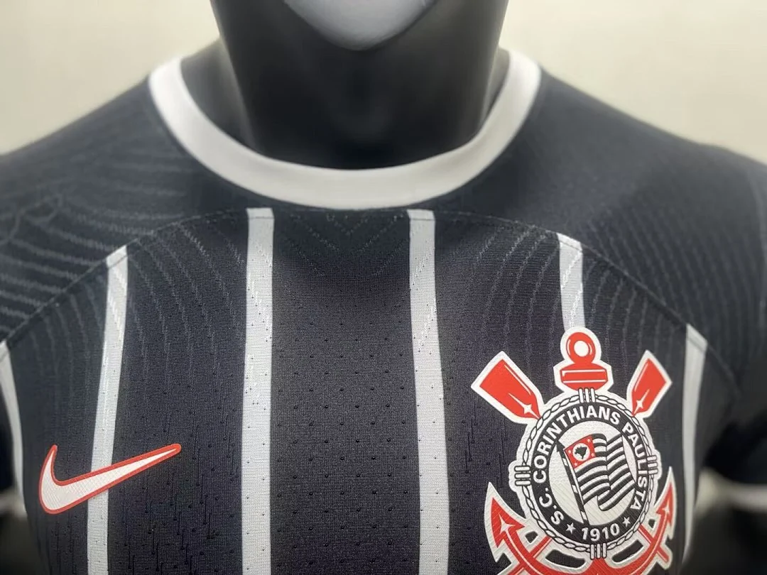 23-24 Corinthians Away - view 8