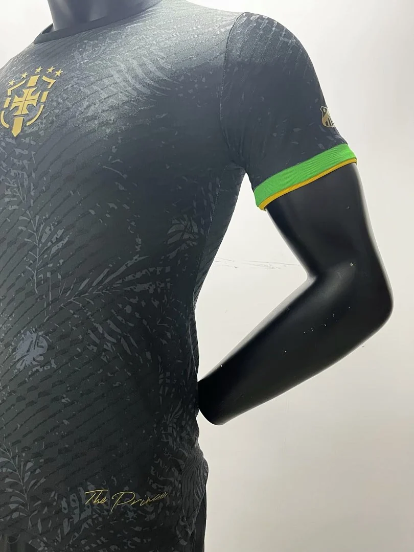 Black and Gray Brazil - view 5