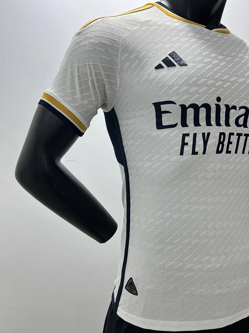 23-24 Real Madrid Home - view 5