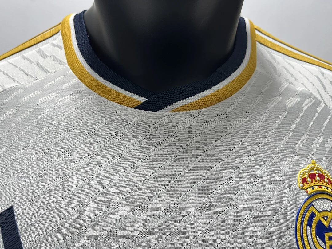 23-24 Real Madrid Home - view 8