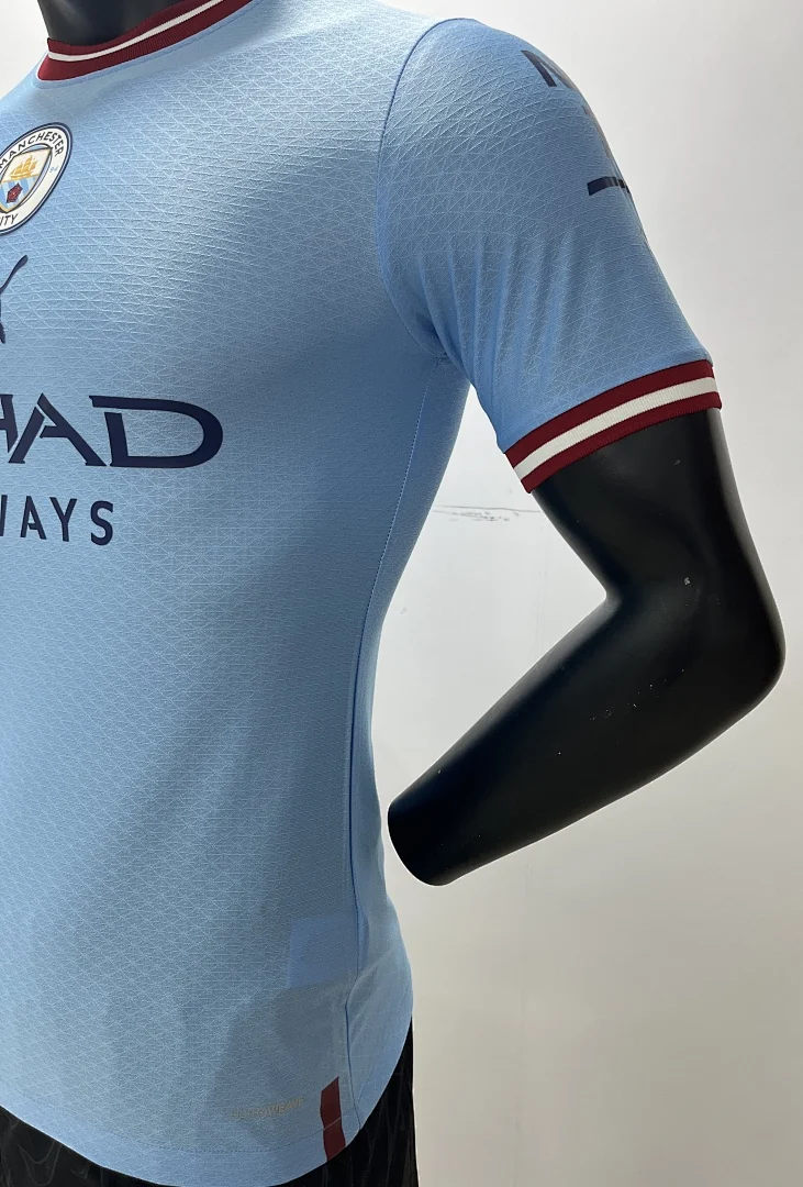 22-23 Manchester City Home - view 6
