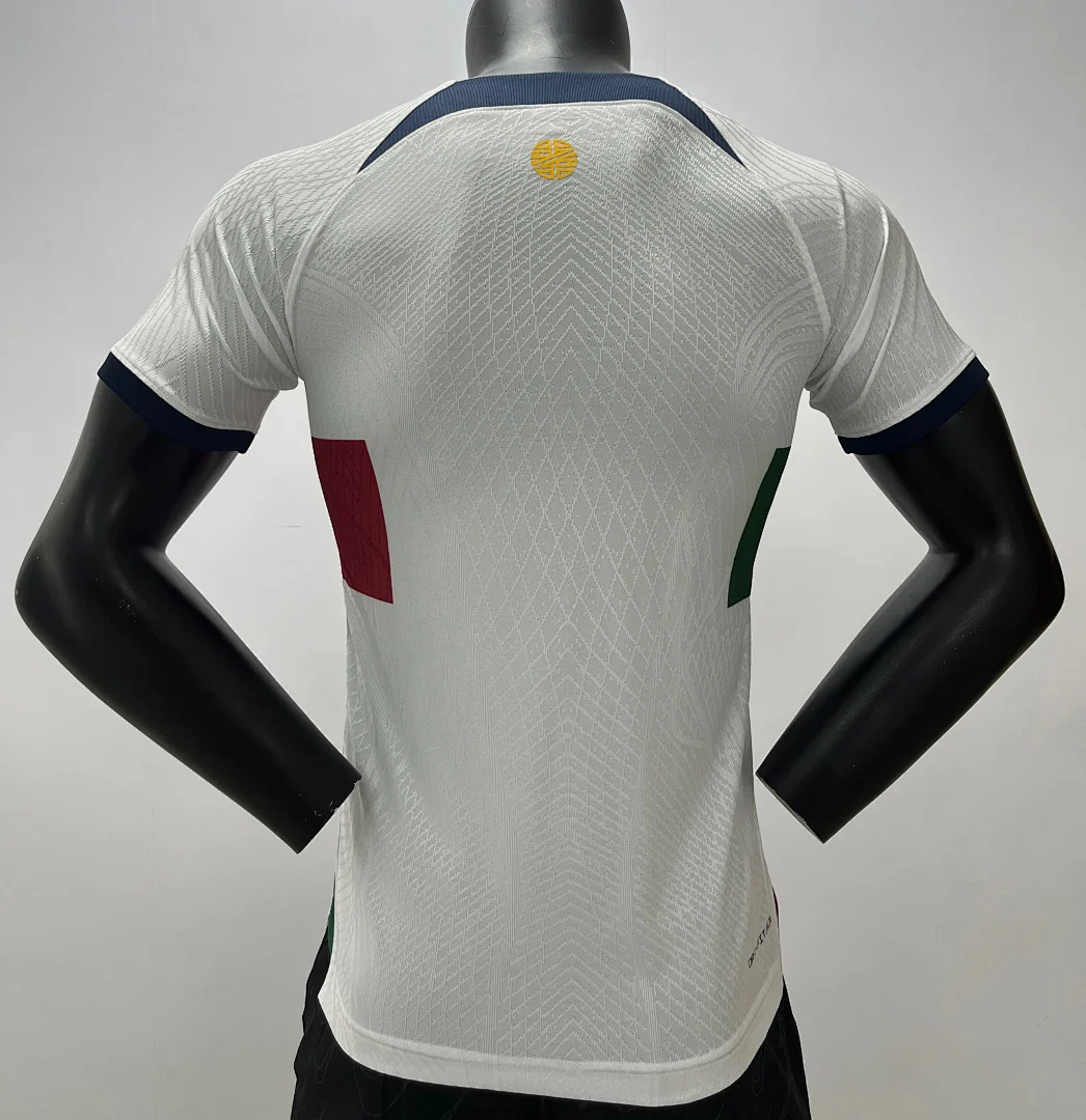 22 Portugal Home - view 18