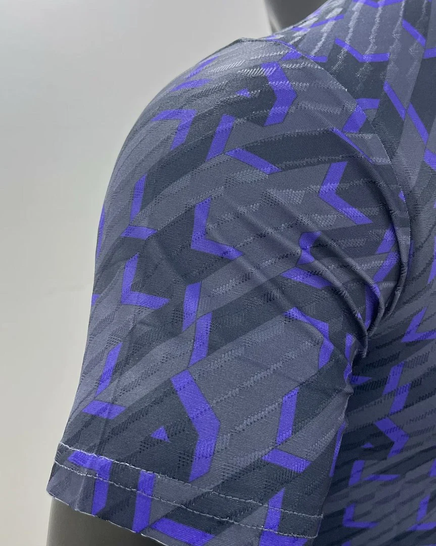 New Real Madrid Training Kit - view 4