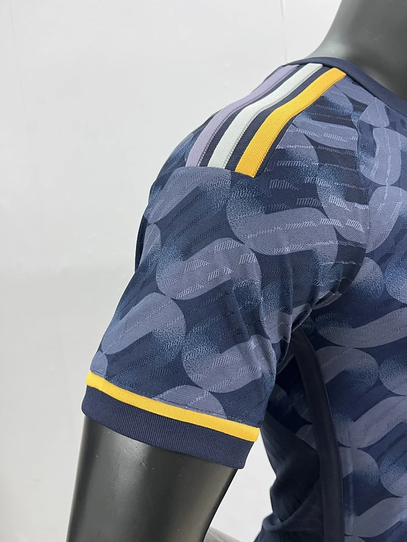 23-24 Real Madrid Away - view 6