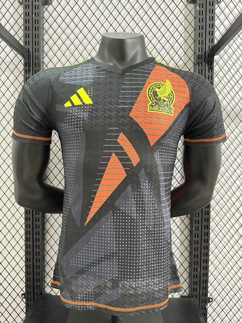 24-25 Mexico Goalkeeper Kit S-3XL - view 1