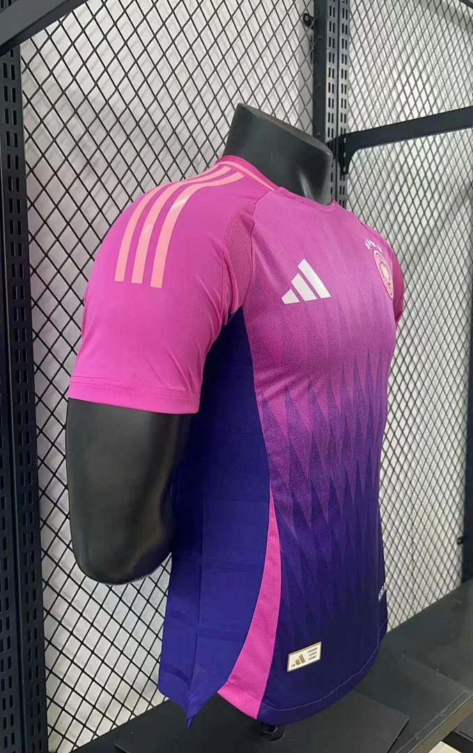 2425 Germany Away - view 6