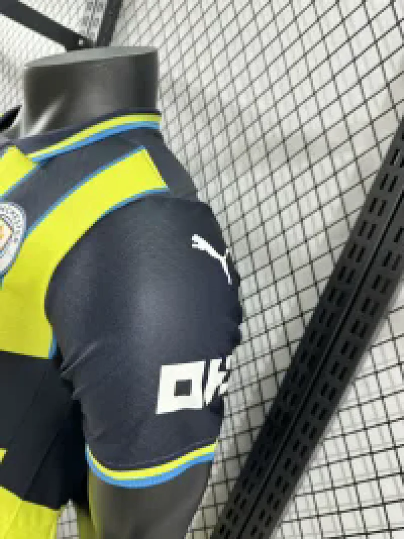 2425 Manchester City Away S-2XL - view 9