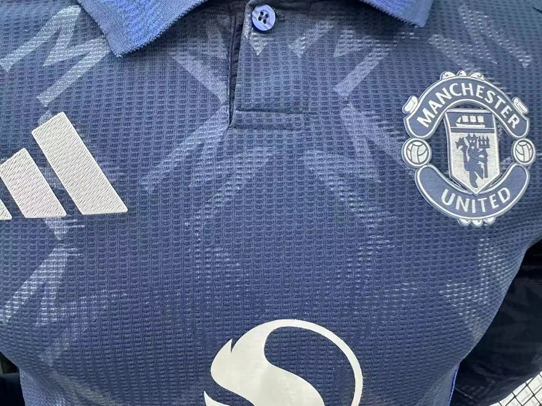 2425 Manchester United Away Long Sleeve S-2XL - view 3