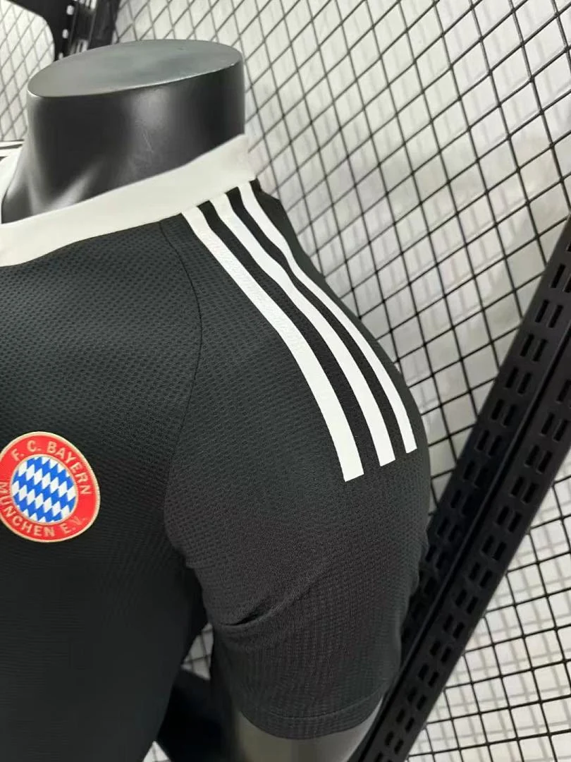2425 Bayern Munich Goalkeeper Kit S-2XL - view 9