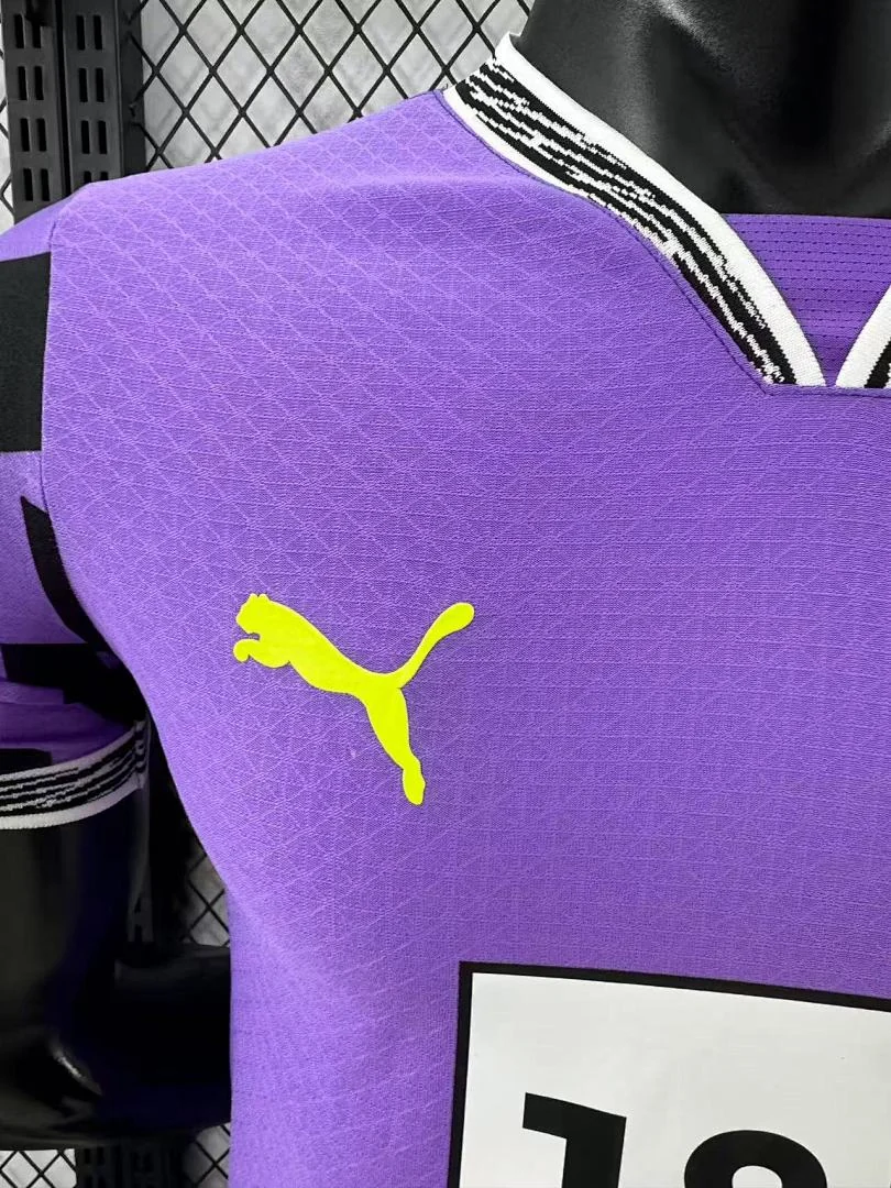 Borussia Dortmund Goalkeeper S-2XL - view 4