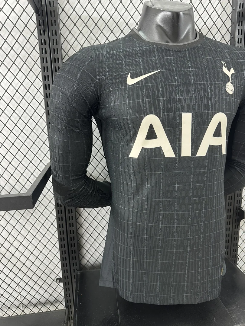 2526 Tottenham Hotspur Long Sleeve S-2XL - view 6
