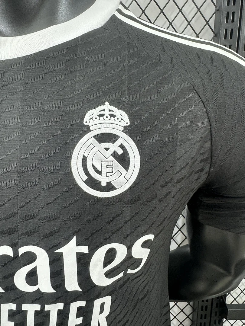 2526 Real Madrid Goalkeeper S-2XL - view 5