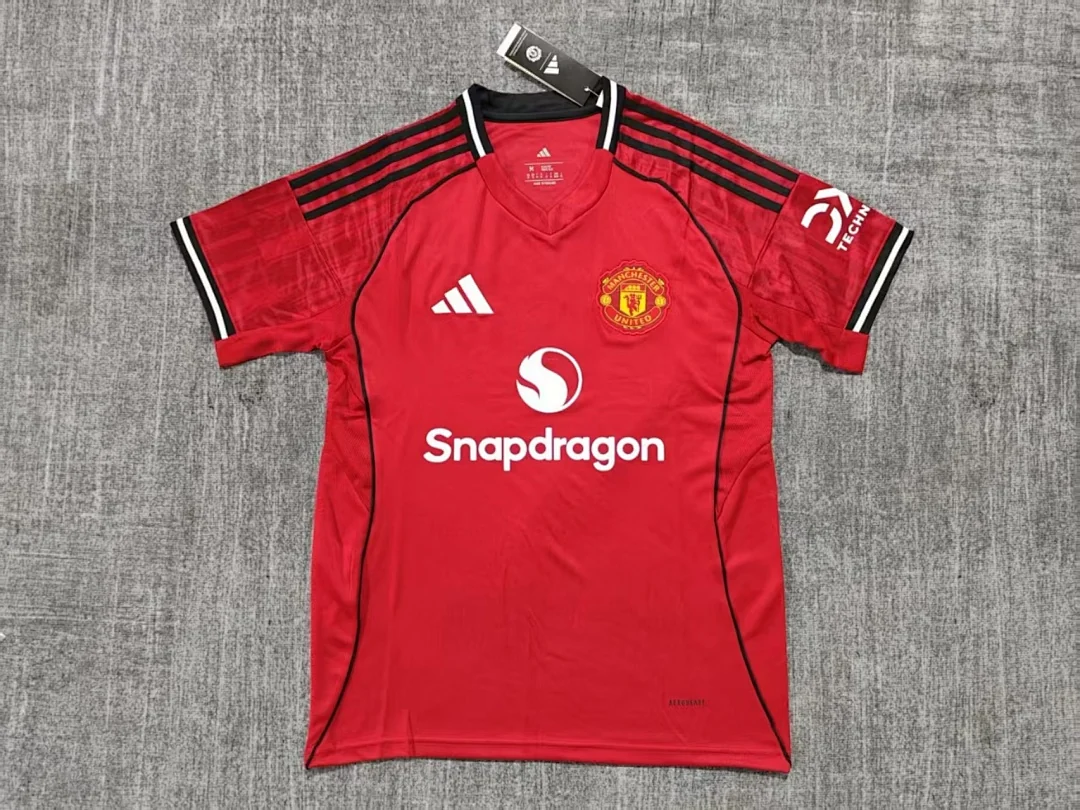 25-26 Manchester United Home