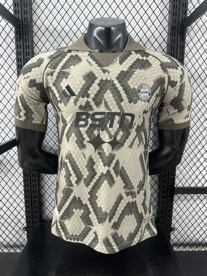Bayern Munich Commemorative Edition S-2XL - view 1