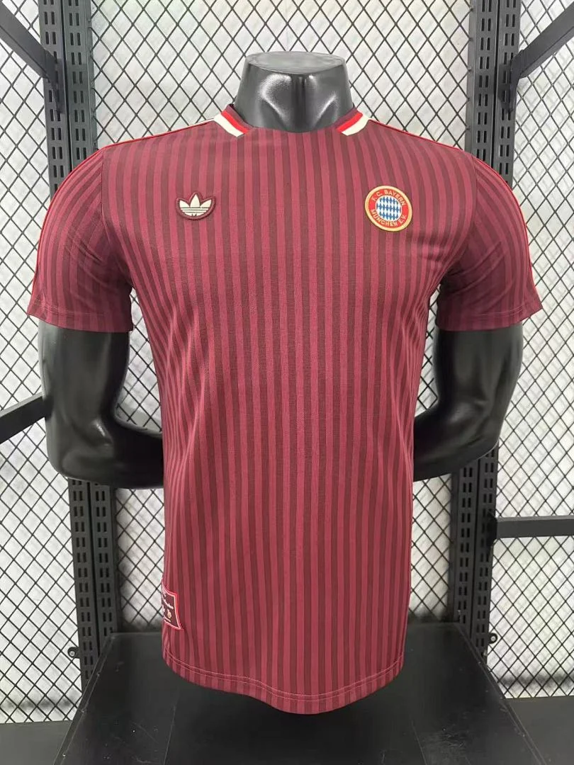 Bayern Munich Retro S-2XL - view 1