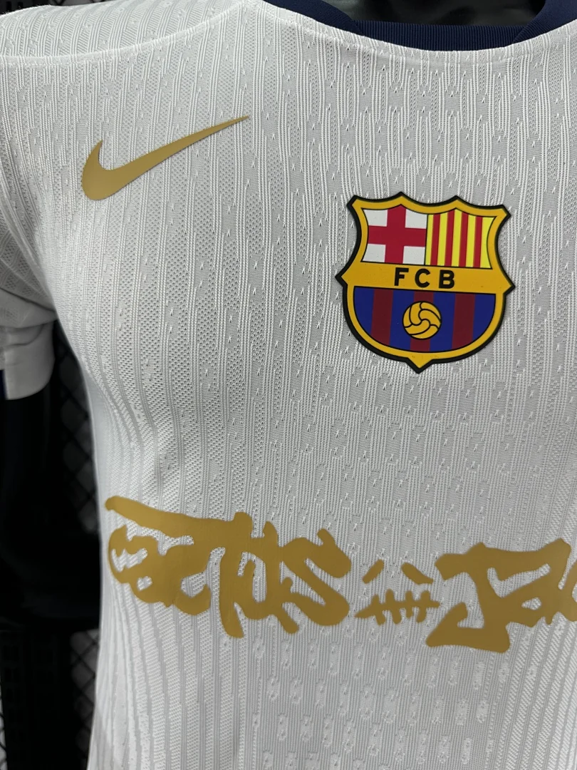 Barcelona White Special Edition S-3XL - view 5