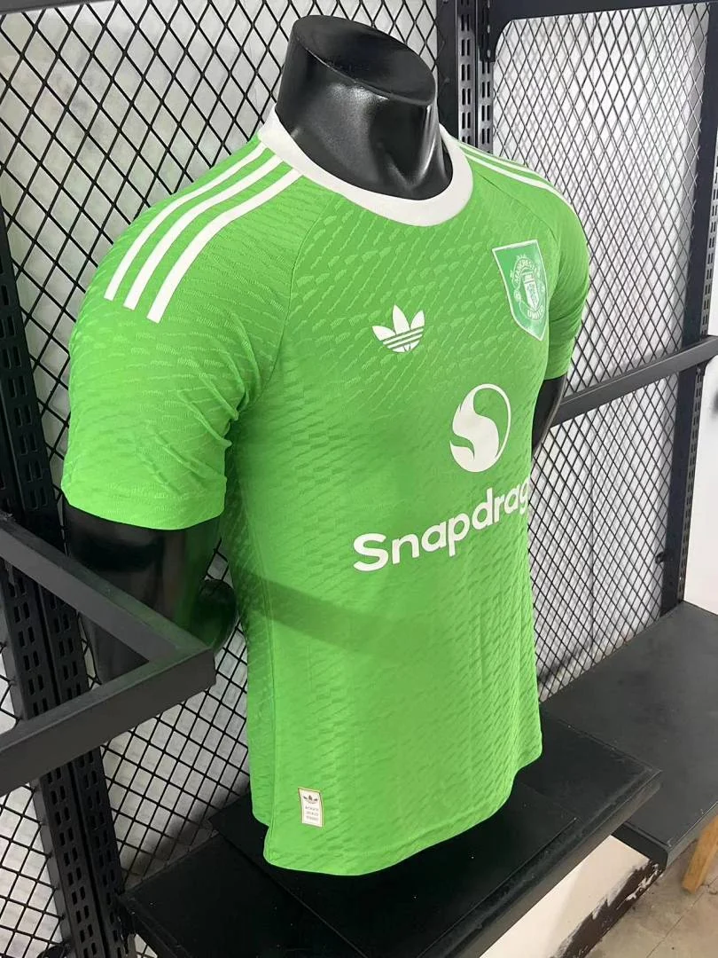 Manchester United Goalkeeper S-2XL - view 6