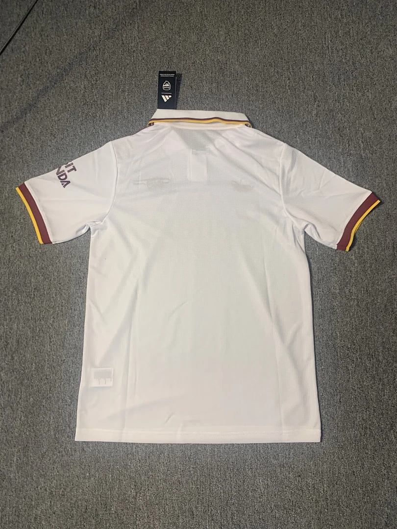 2526 Arsenal Second Away Kit - view 2
