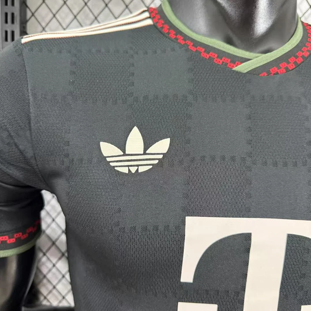 2526 Bayern Munich Second Away Kit S-4XL - view 4