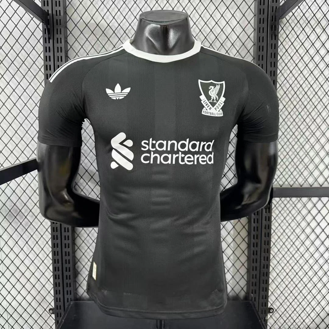 2526 Liverpool Black Goalkeeper S-2XL - view 1