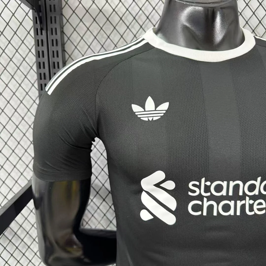 2526 Liverpool Black Goalkeeper S-2XL - view 4