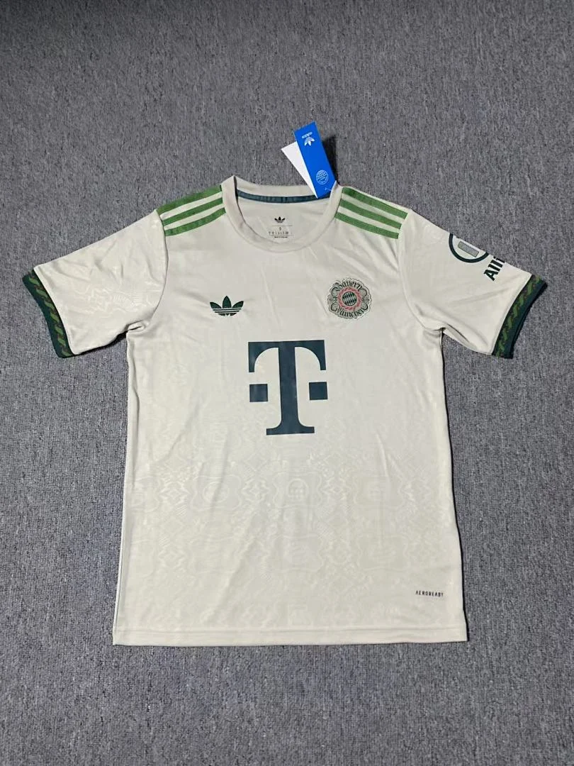 2526 Bayern Munich Second Away Kit - view 1