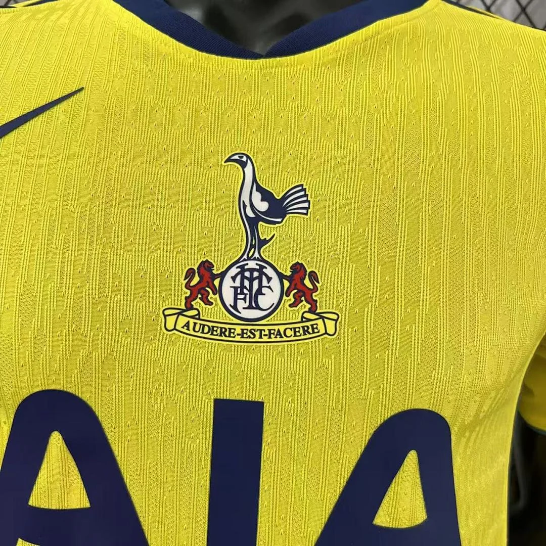 2526 Tottenham Hotspur Third Away Kit S-2XL - view 3