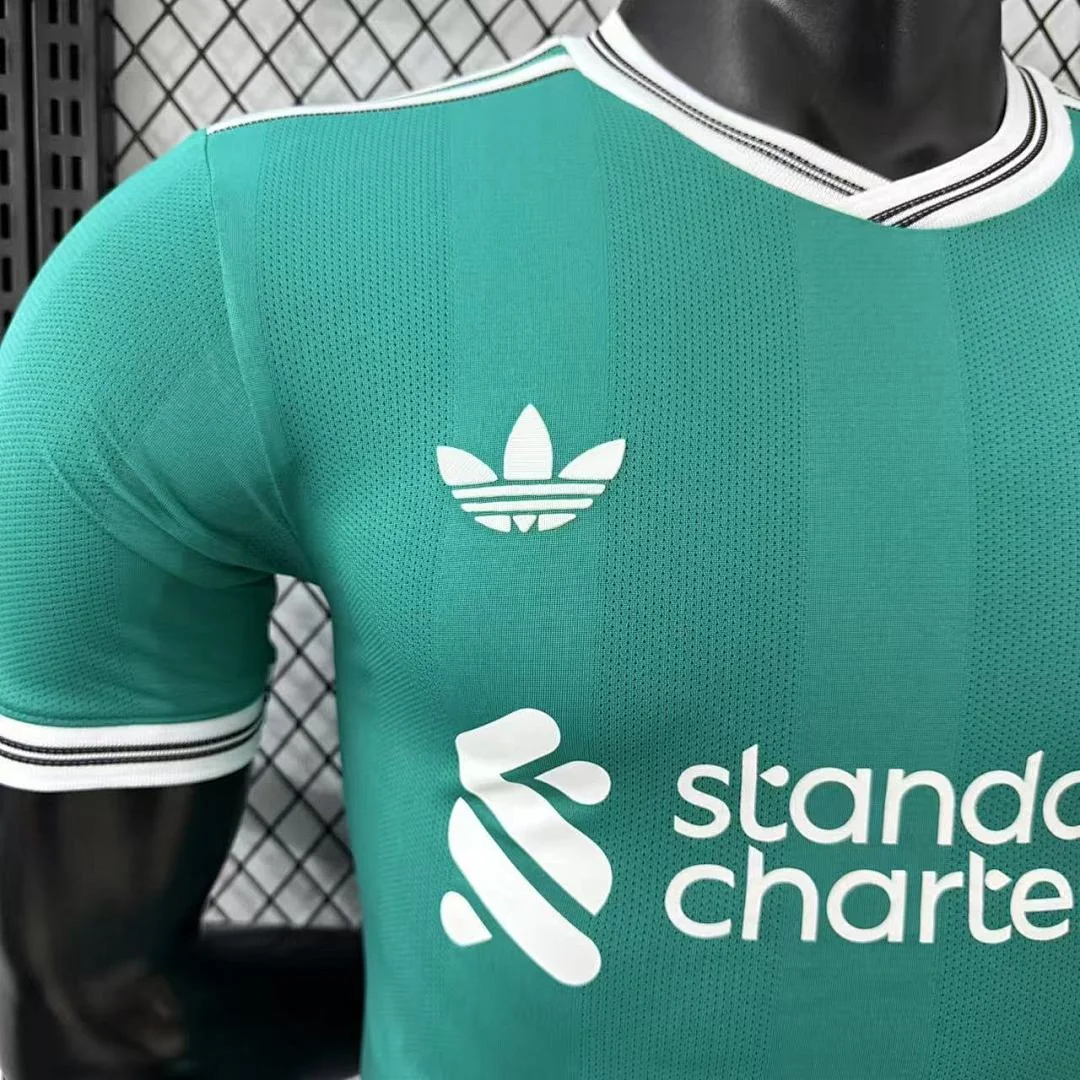 2526 Liverpool Third Away Kit S-4XL - view 4
