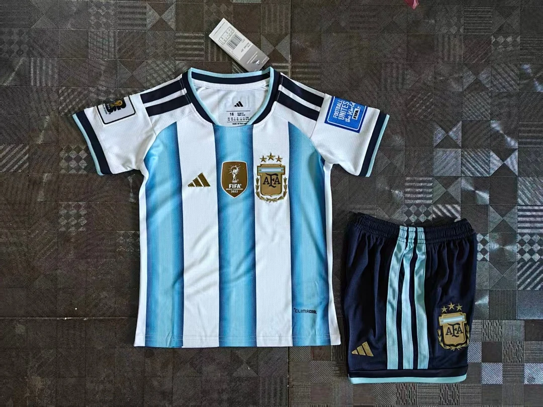 Argentina (with armband) - view 1