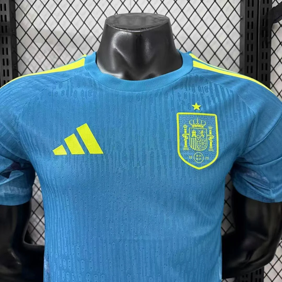 2026 Spain Goalkeeper Kit S-2XL - view 3