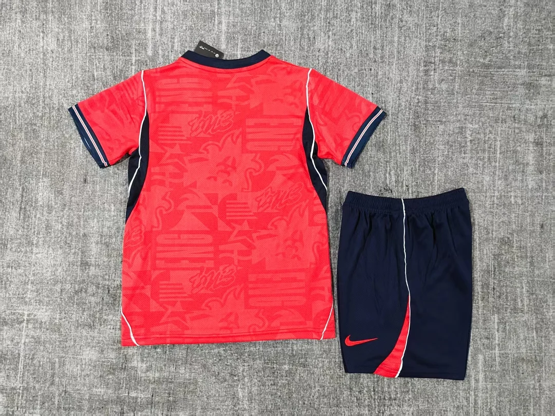 England Away - view 2