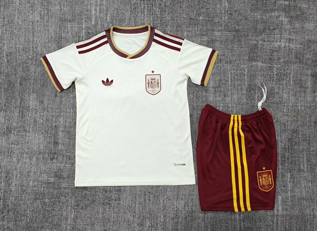 Away (Spain) - view 1