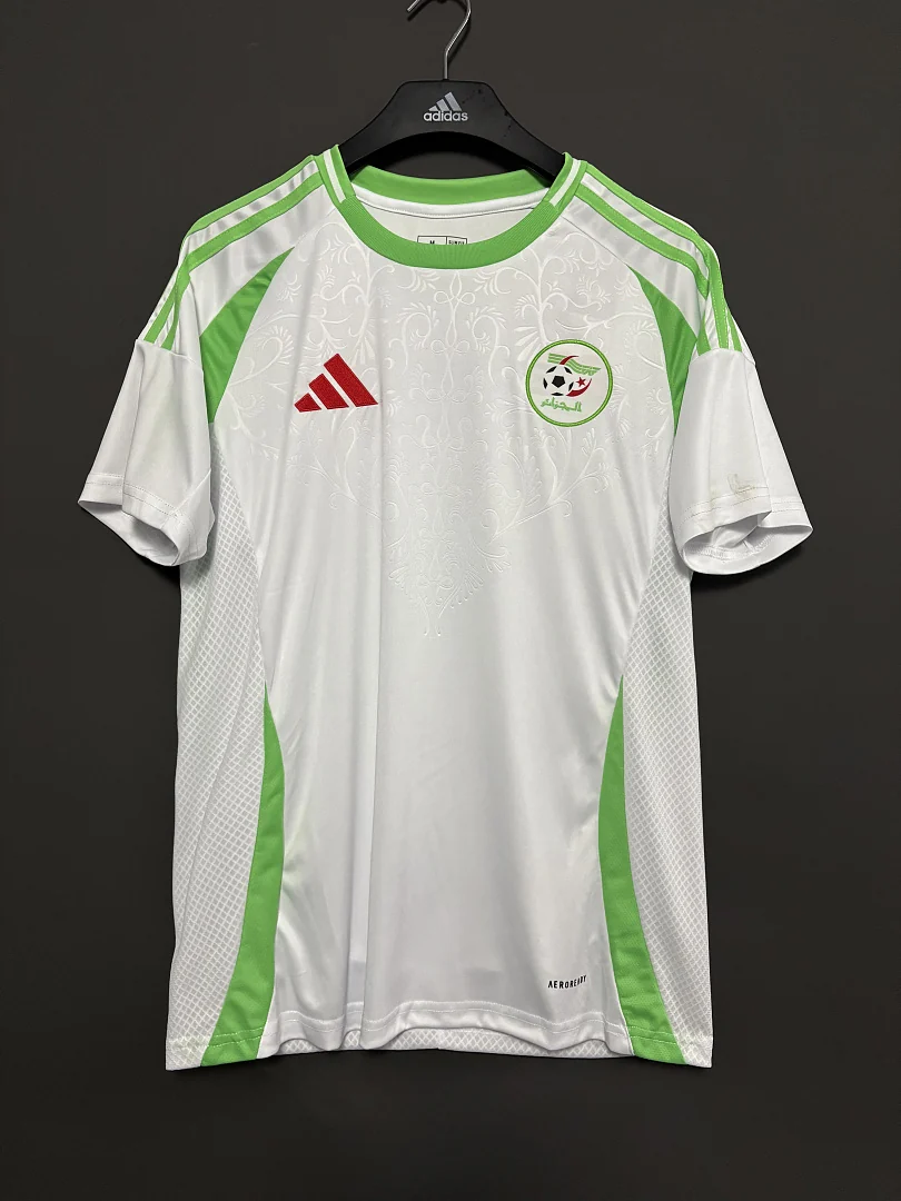 25 Algeria Home - view 1