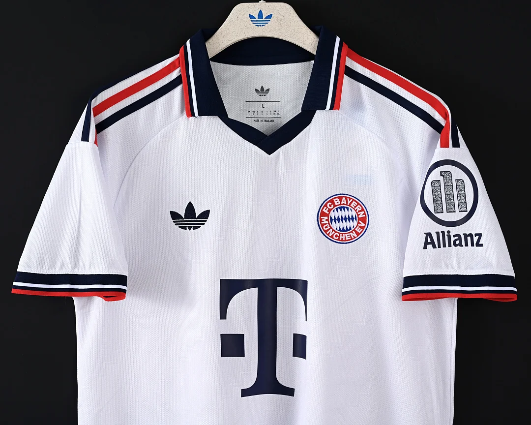 26-27 Bayern Away S-5XL - view 3