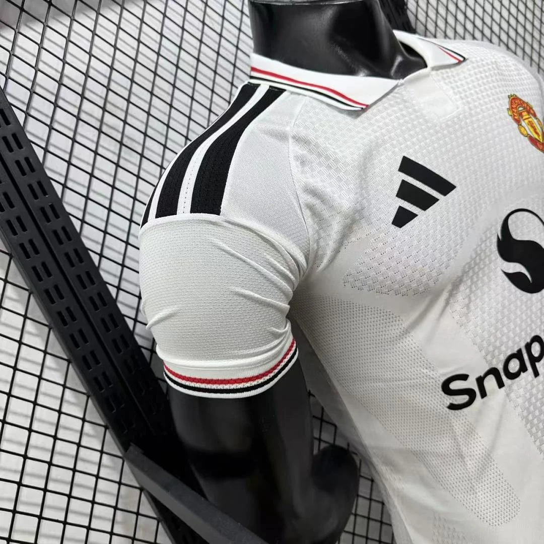 White Manchester United Special Edition S-3XL - view 4